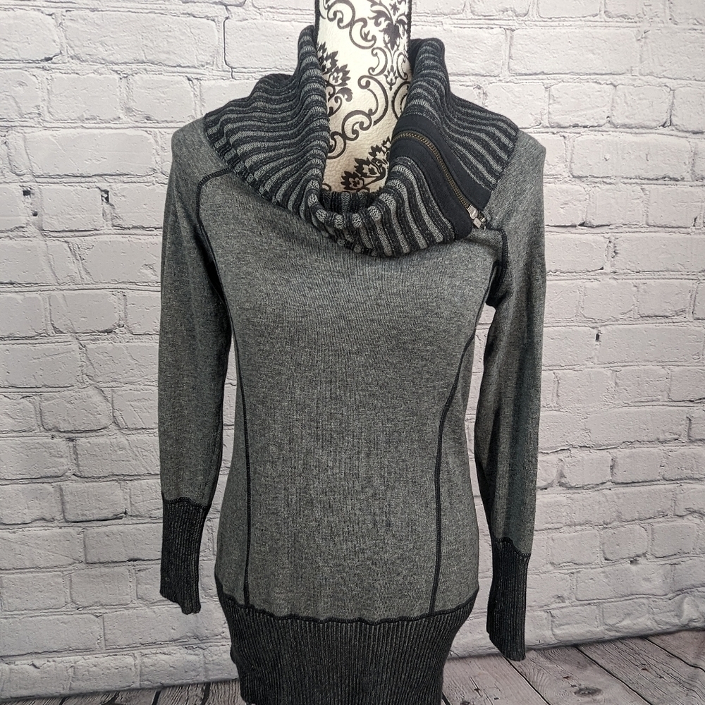 Cach'e Women's Long Sleeve Stretch Knit Zip Collar Cotton Sweater Size Small B17